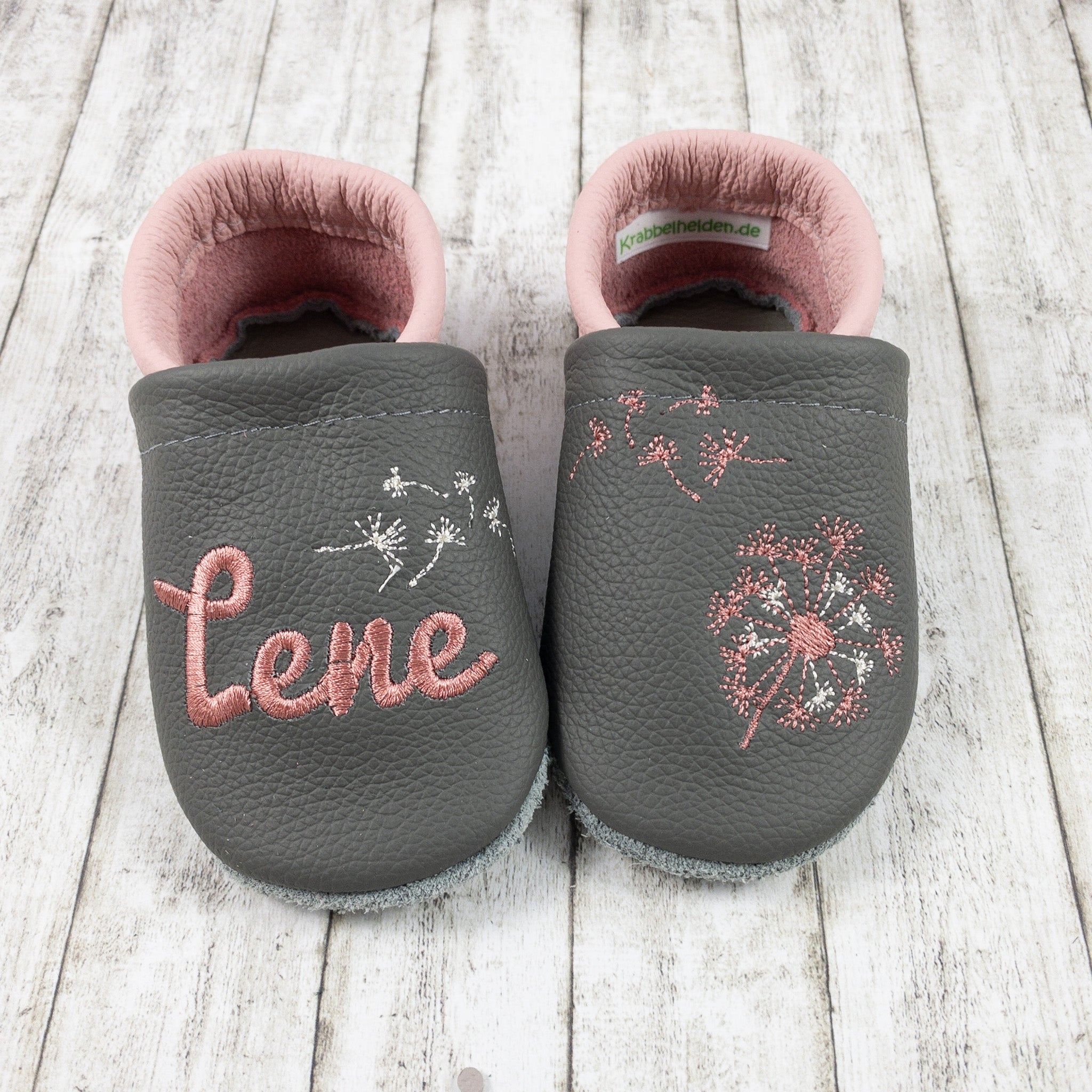 Krabbelschuhe mit Pusteblume und Personalisierung aus Echtleder