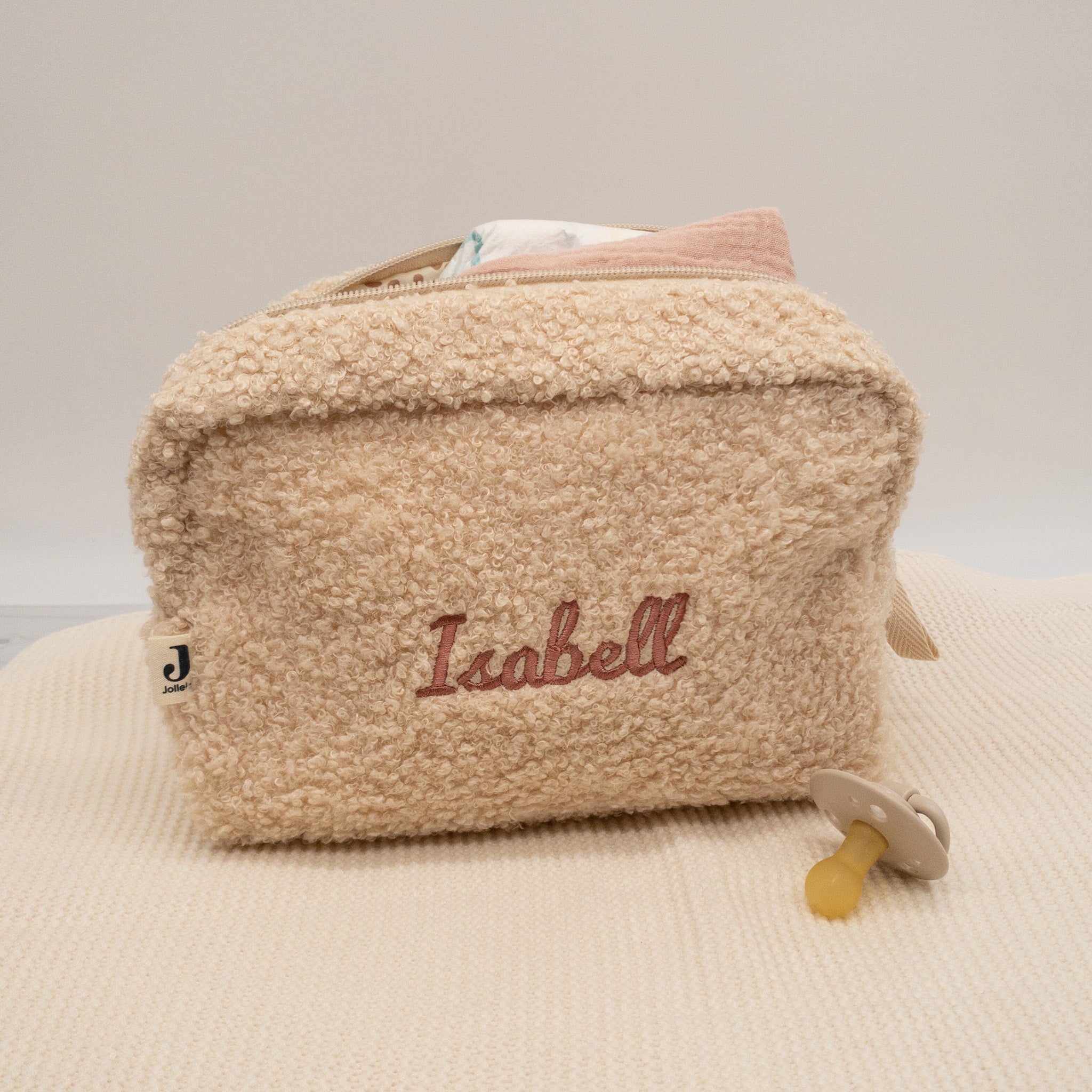 Tasche aus Bouclé in braun mit Personalisierung