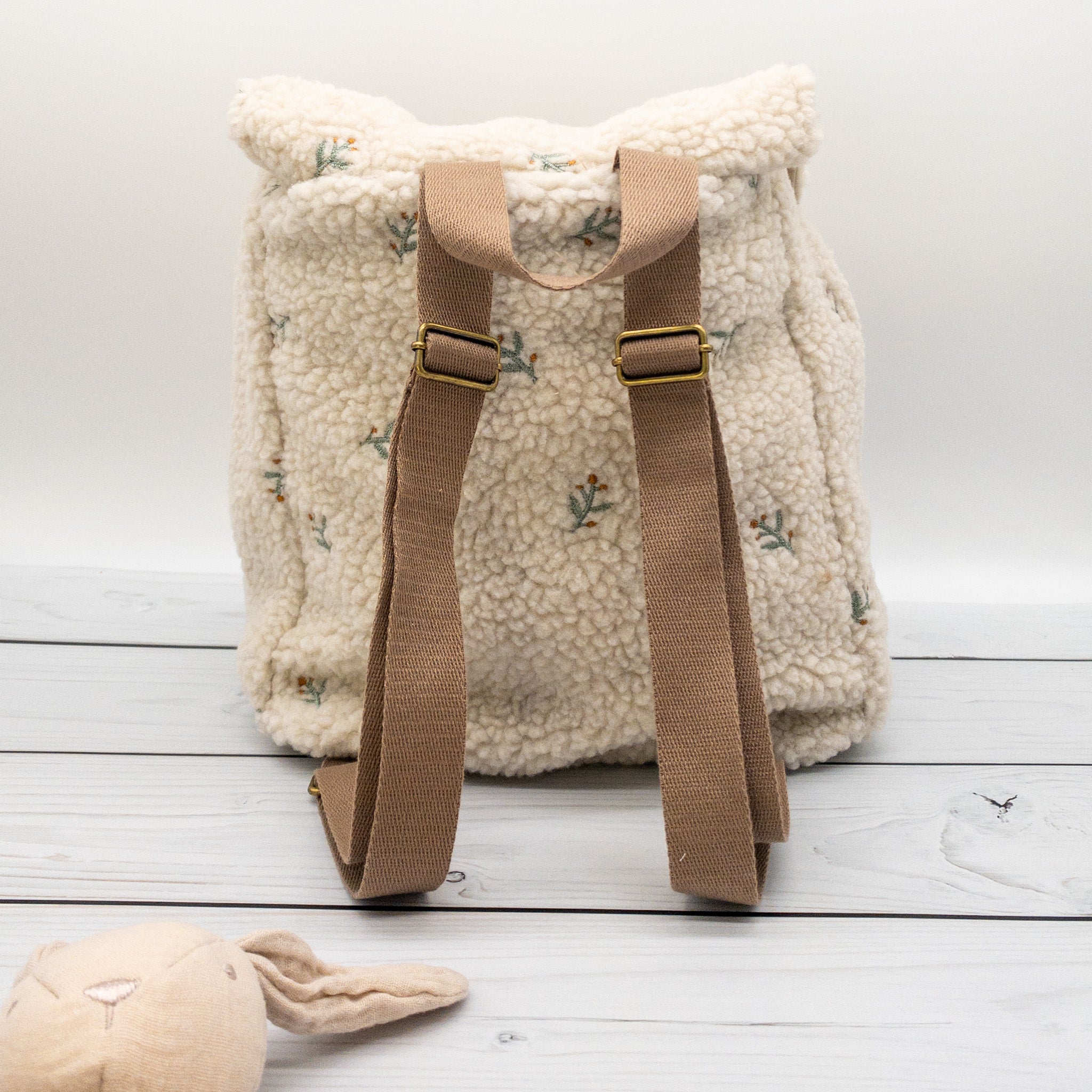 Teddy Kinder Rucksack personalisiert mit kleinen Blumen und Namen