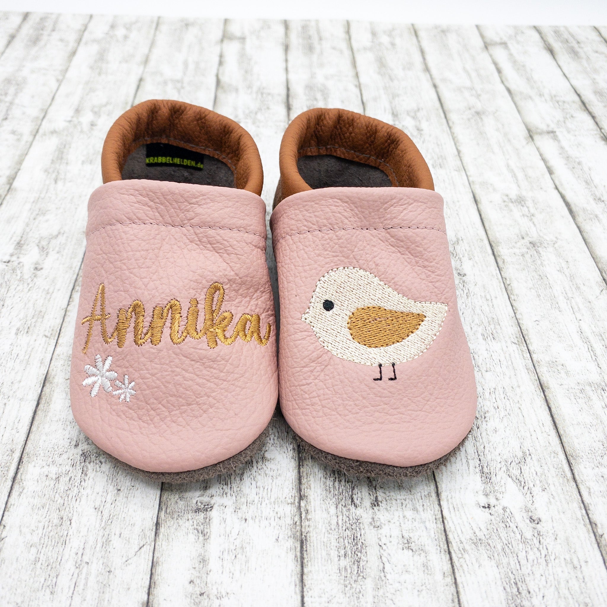 Krabbelschuhe mit Vogel und Personalisierung aus Echtleder