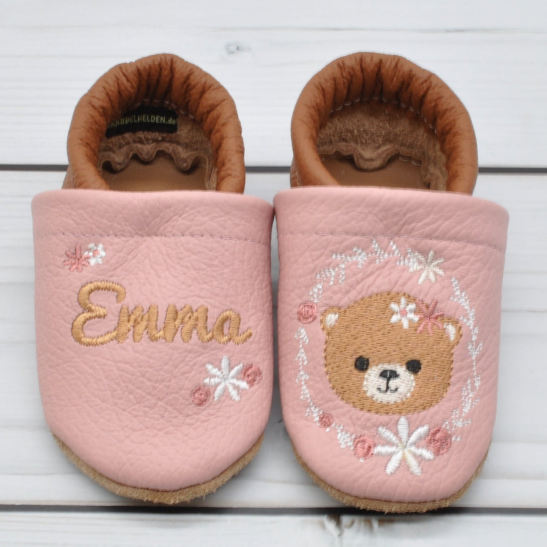 Krabbelschuhe in rosa und braun mit Bär für Emma in Größe 18