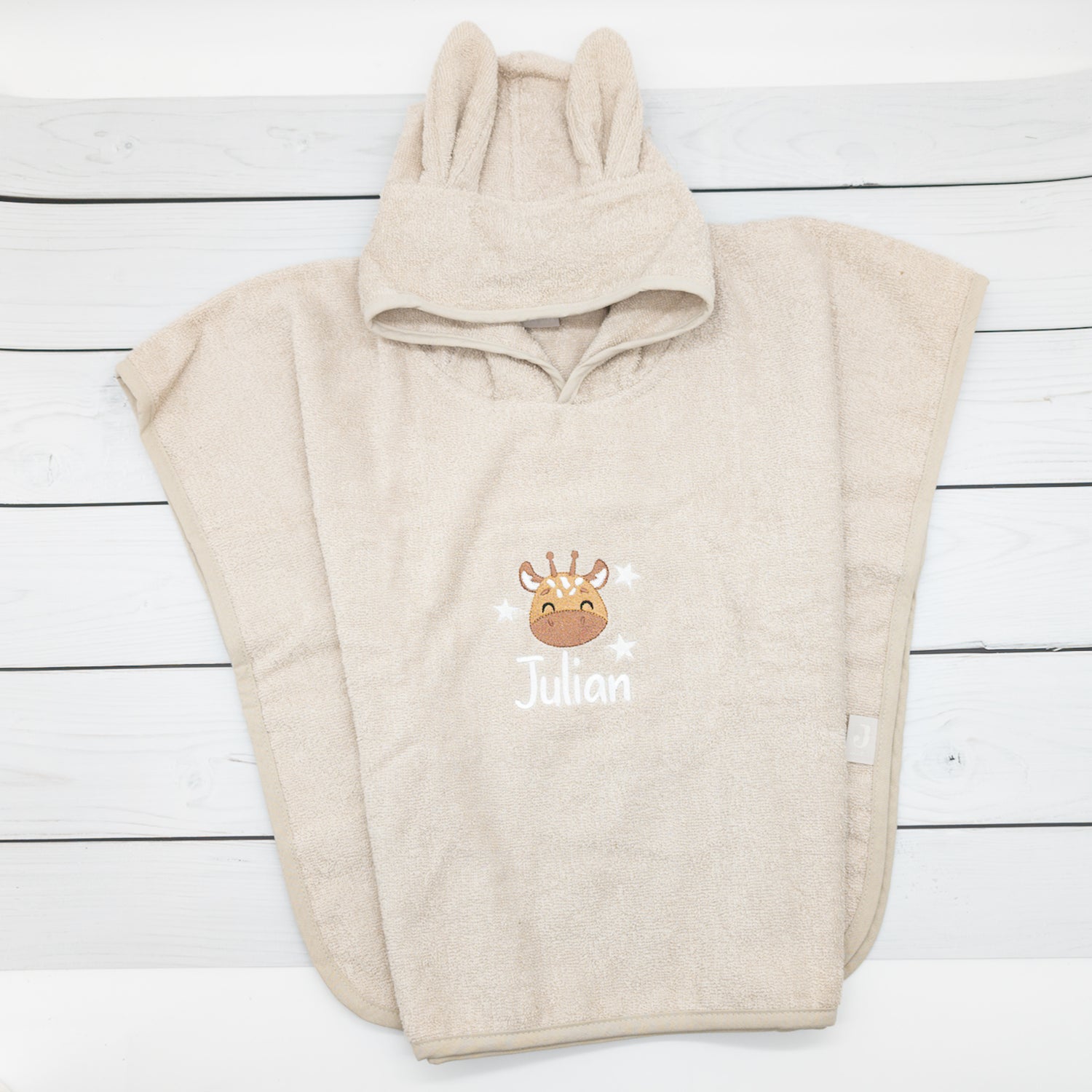 Badeponcho mit Giraffe mit Sterne und Namen - Tolles Must Have für die Badezeit
