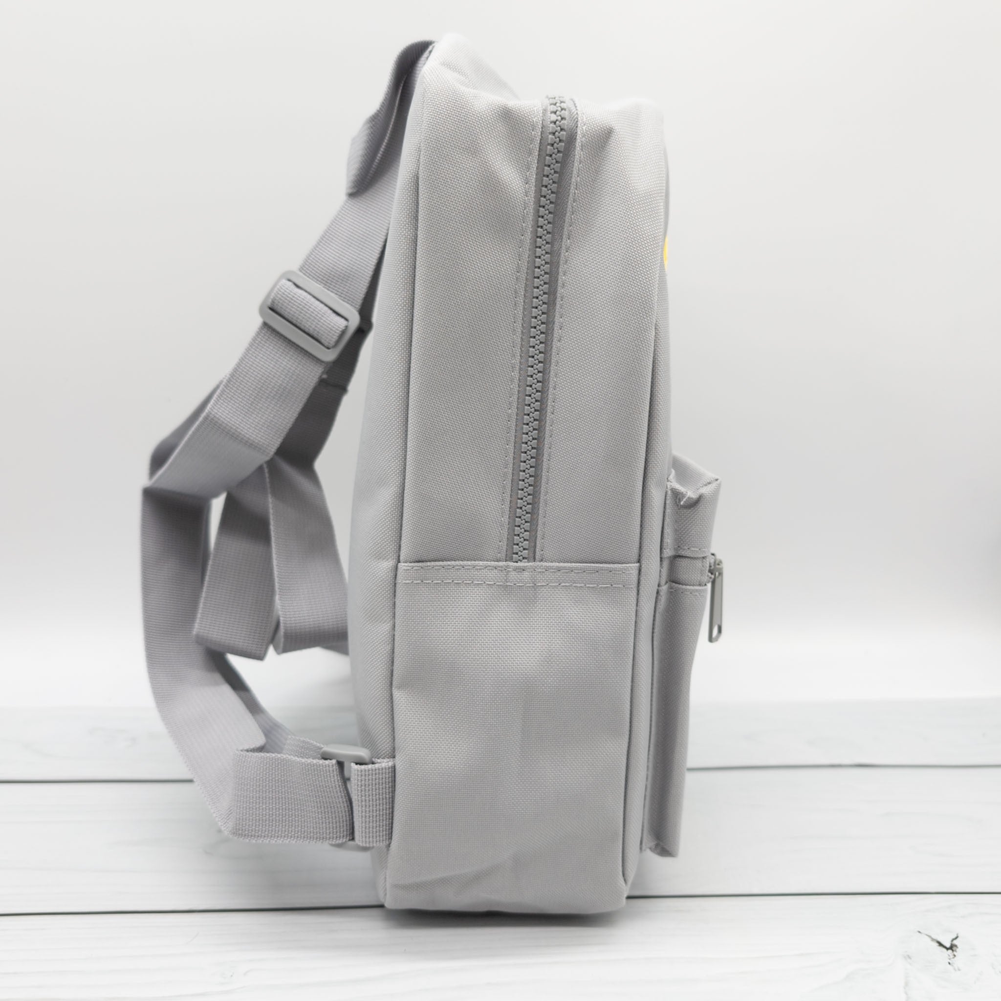 Kinderrucksack personalisiert mit Name und Bagger in 6 Farben wähbar