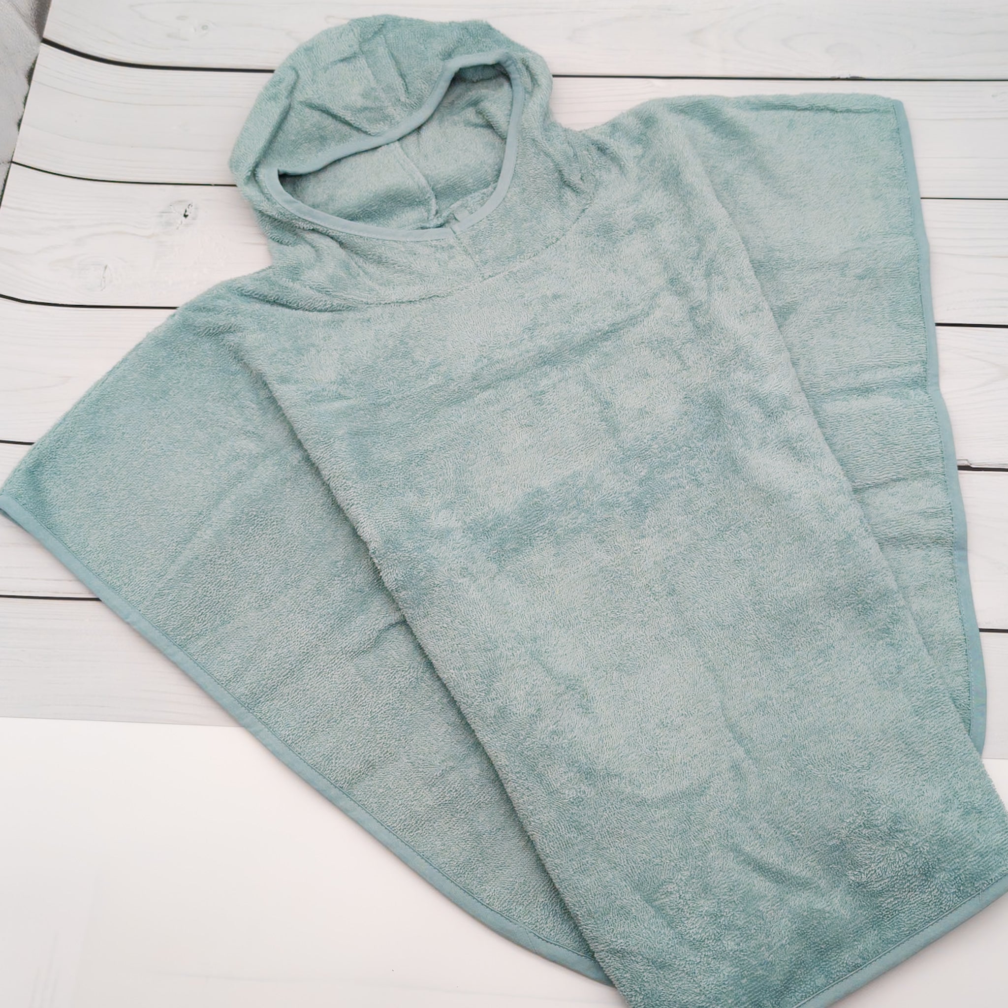 Badeponcho mit Hasenohren Badecape Kinderhandtuch Badetuch personalisiert