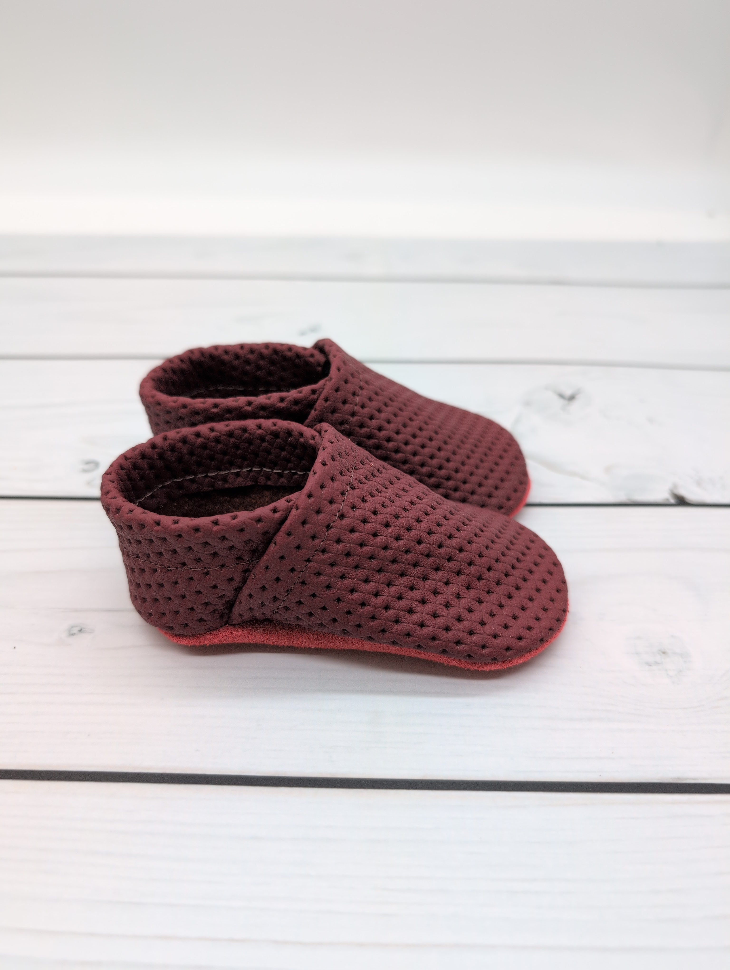 Sommer Krabbelschuhe in dunkelrot Größe 20 - wie Sandalen