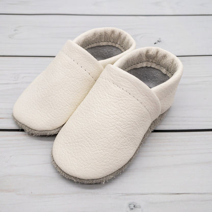 Krabbelschuhe für Baby und Kleinkinder in drei Farben wählbar