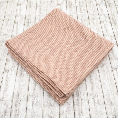 Personalisierte Strickdecke in rosa für Babys 75x100cm - Schönes Geschenk zur Taufe