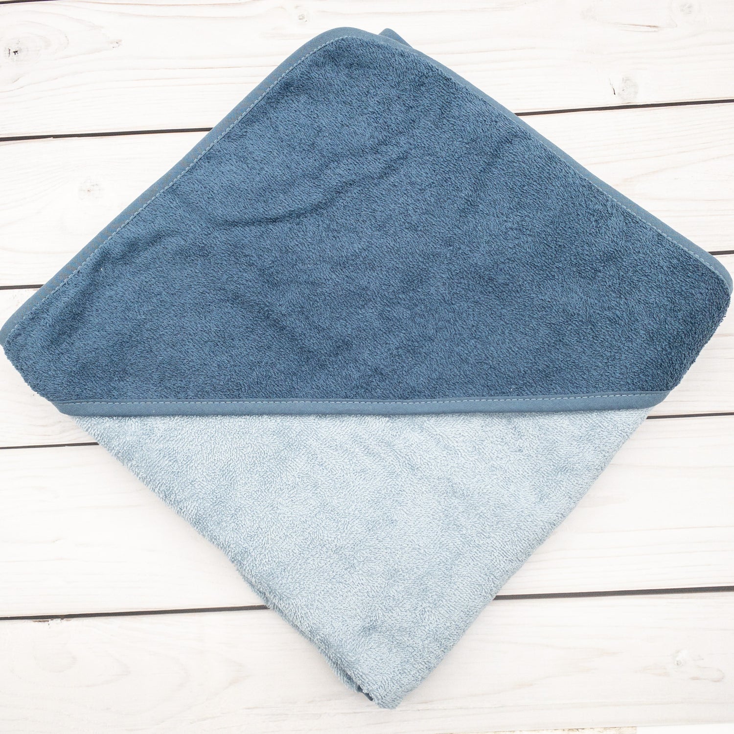 Personalisiertes Kapuzenhandtuch mit Stern-Regenbogen - Geschenk mit Namen