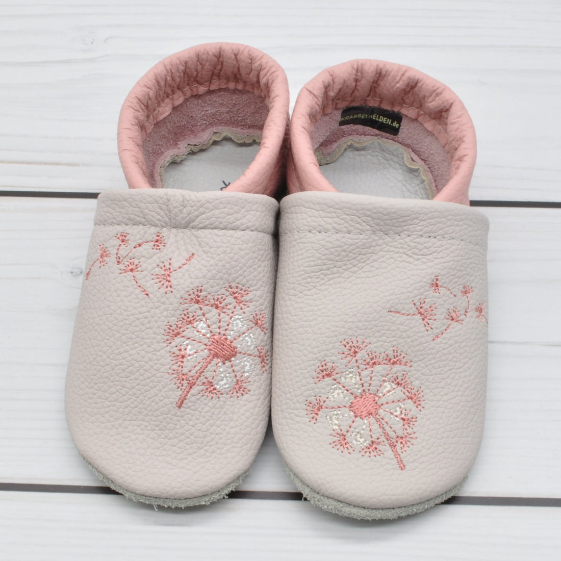 Krabbelschuhe in hellgrau und rosa Pusteblumen in Größe 22