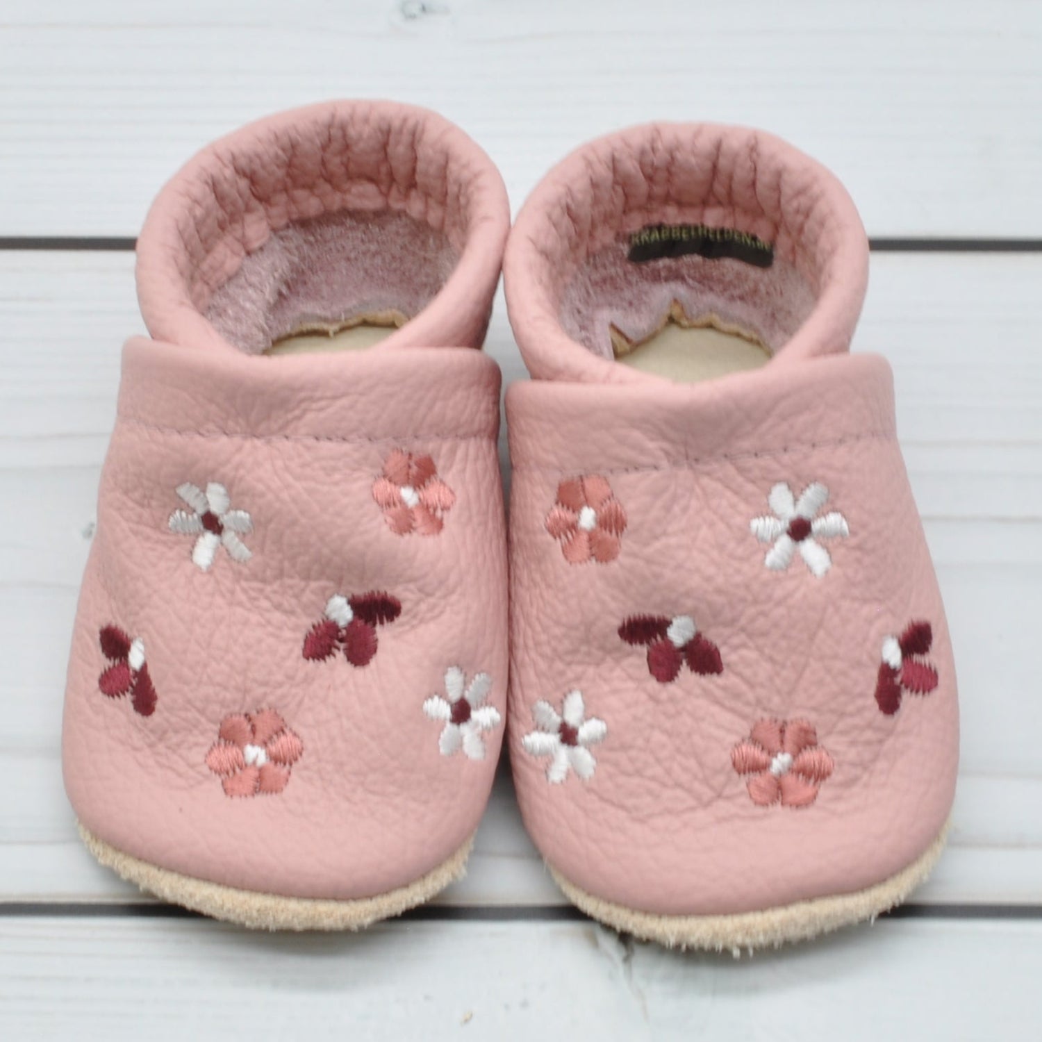 Krabbelschuhe in rosa mit Blumen in Größe 17