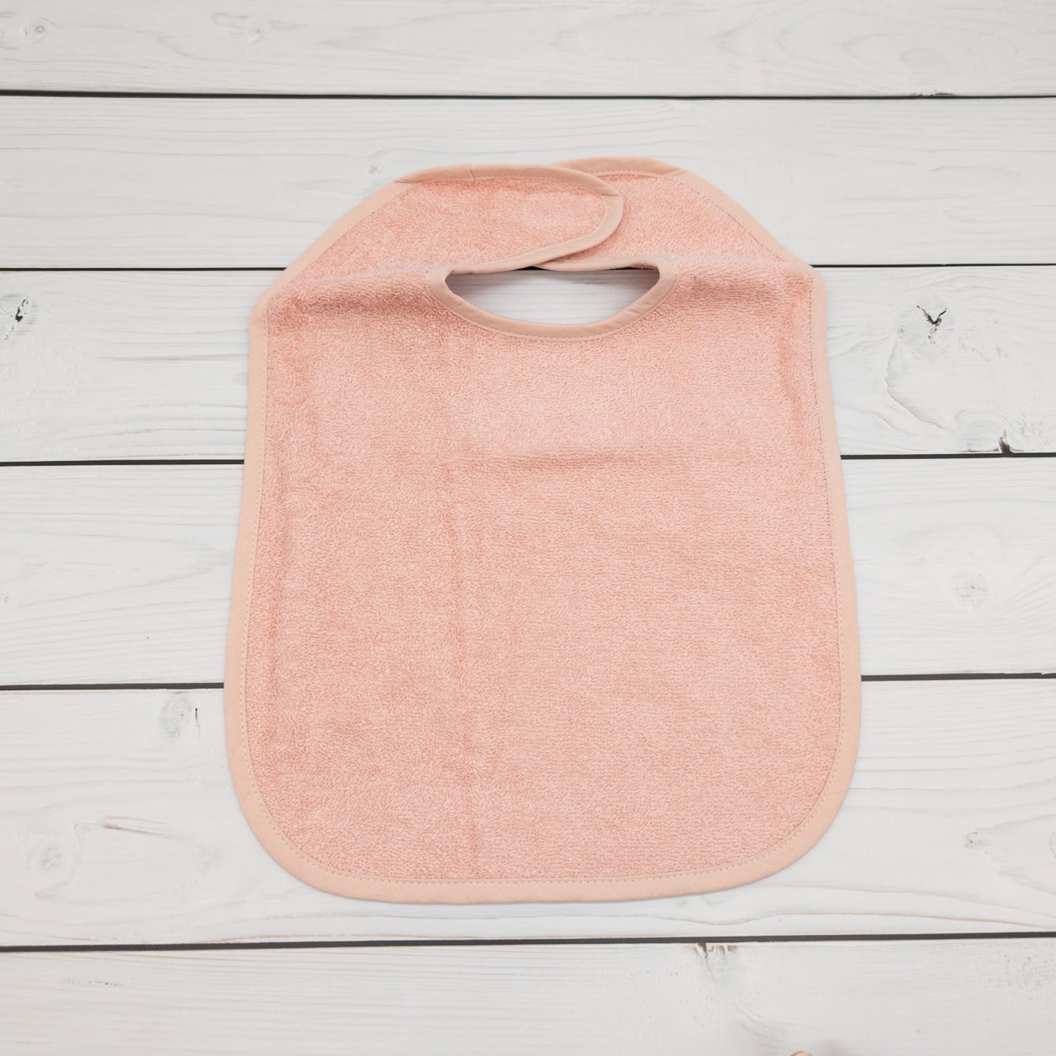 Lätzchen aus Frottee mit Bär und Name personalisiert