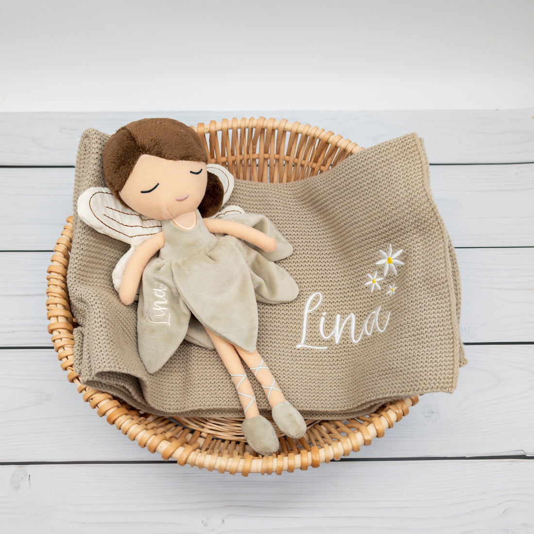 Geschenk-Set Fee - Babydecke und Kuschelpuppe Fee mit Namen bestickt - personalisiertes Geschenk zur Geburt