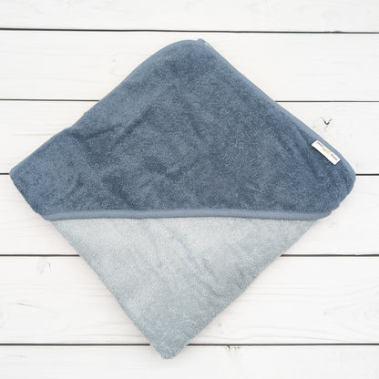 Kapuzenhandtuch mit Regenbogen und mit Namen personalisiert 100 x 100cm Babygeschenk