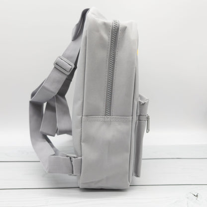 Kinderrucksack personalisiert mit Name und Bagger in 6 Farben wähbar