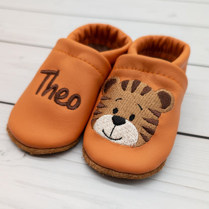 Hausschuhe mit Tiger in orange und braun - die perfekten Hausschuhe und für die Kita