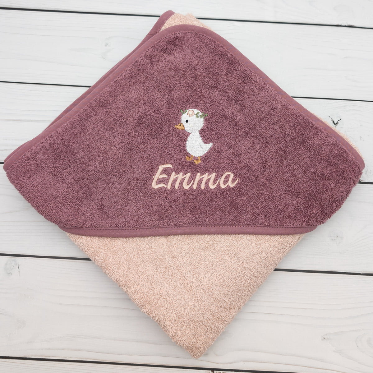 Kapuzenhandtuch mit Gans mit Namen personalisiert