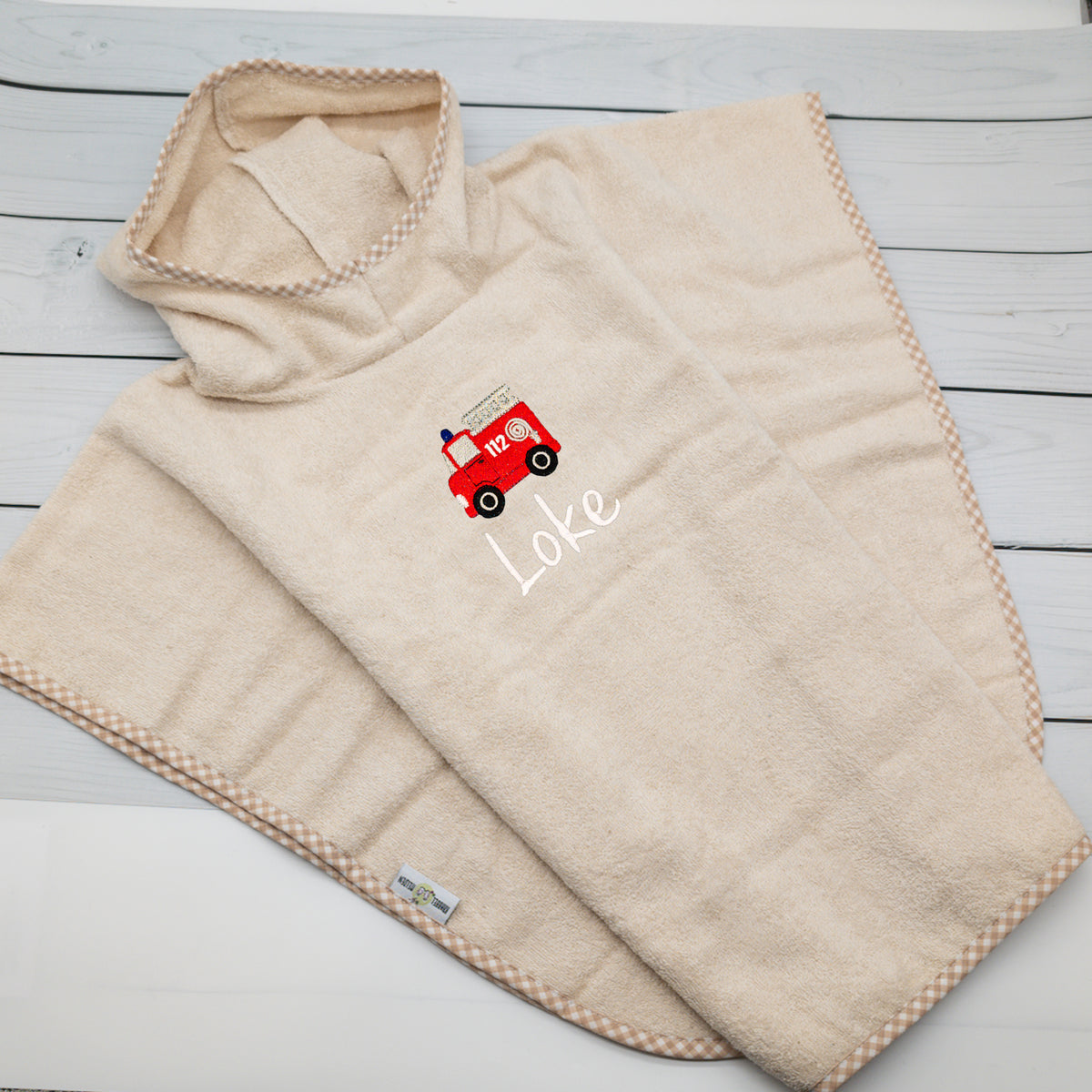 Badeponcho mit Feuewehrauto und Namen - Tolles Geschenk für kleine Helden