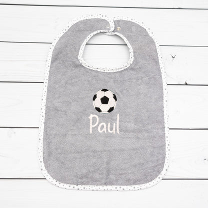 Lätzchen aus Frottee mit Fussball  Name personalisiert - tolle Geschenkidee für Babys und Kleinkinder