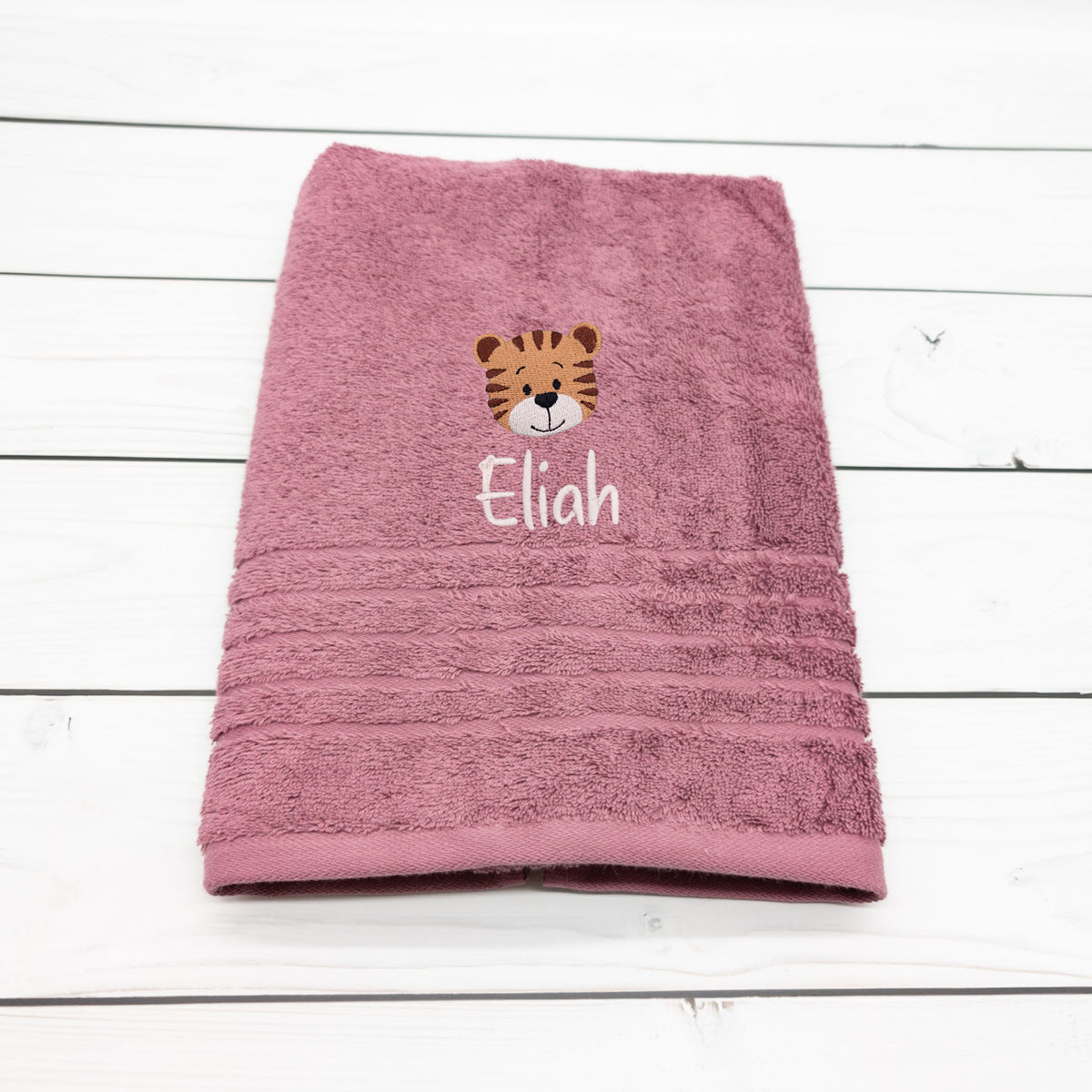 Personalisiertes Handtuch mit Tiger und Name – 50 x 100 cm