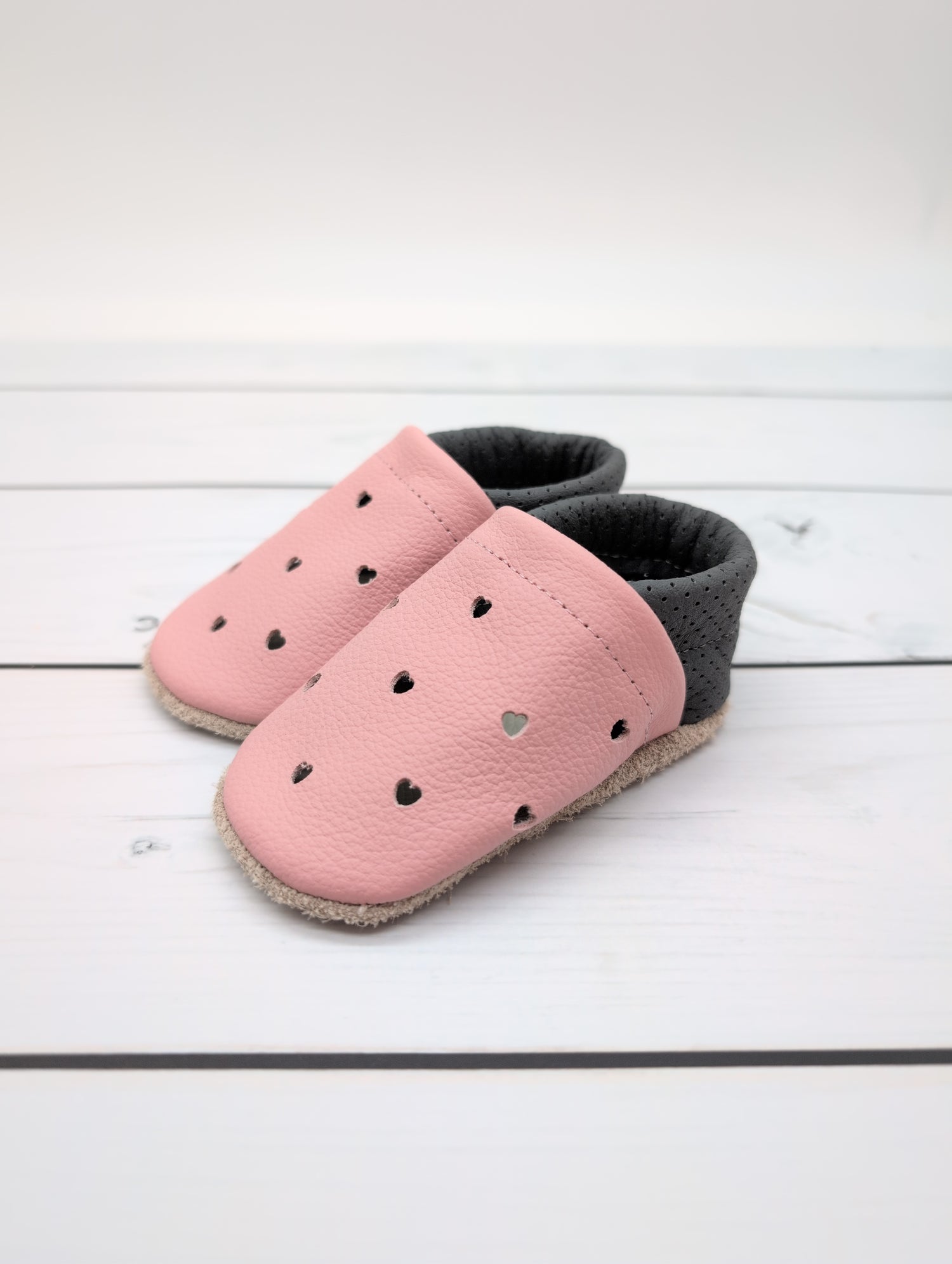 Sommer Krabbelschuhe in rosa und grau mit Pilz in Größe 19 mich Löchern