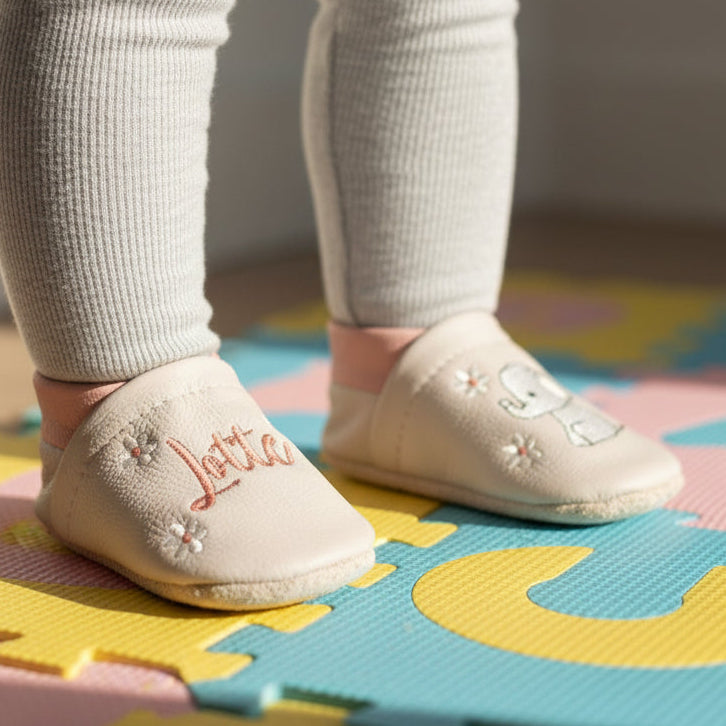 Krabbelschuhe mit Elefant und Blumem aus Echtleder mit Name